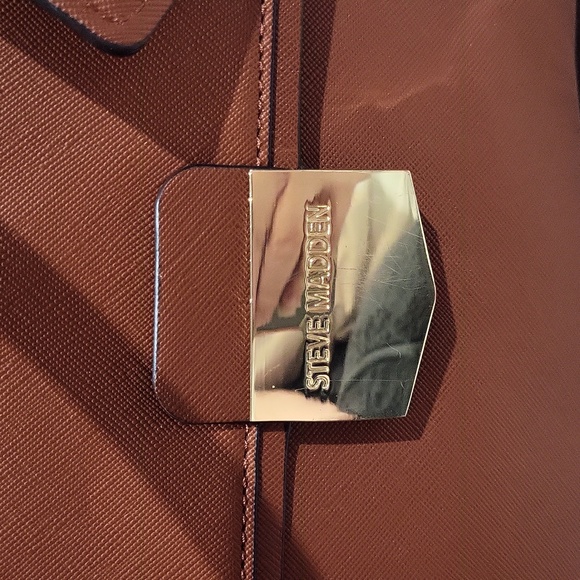 Steve Madden Purse - Picture 5 of 17